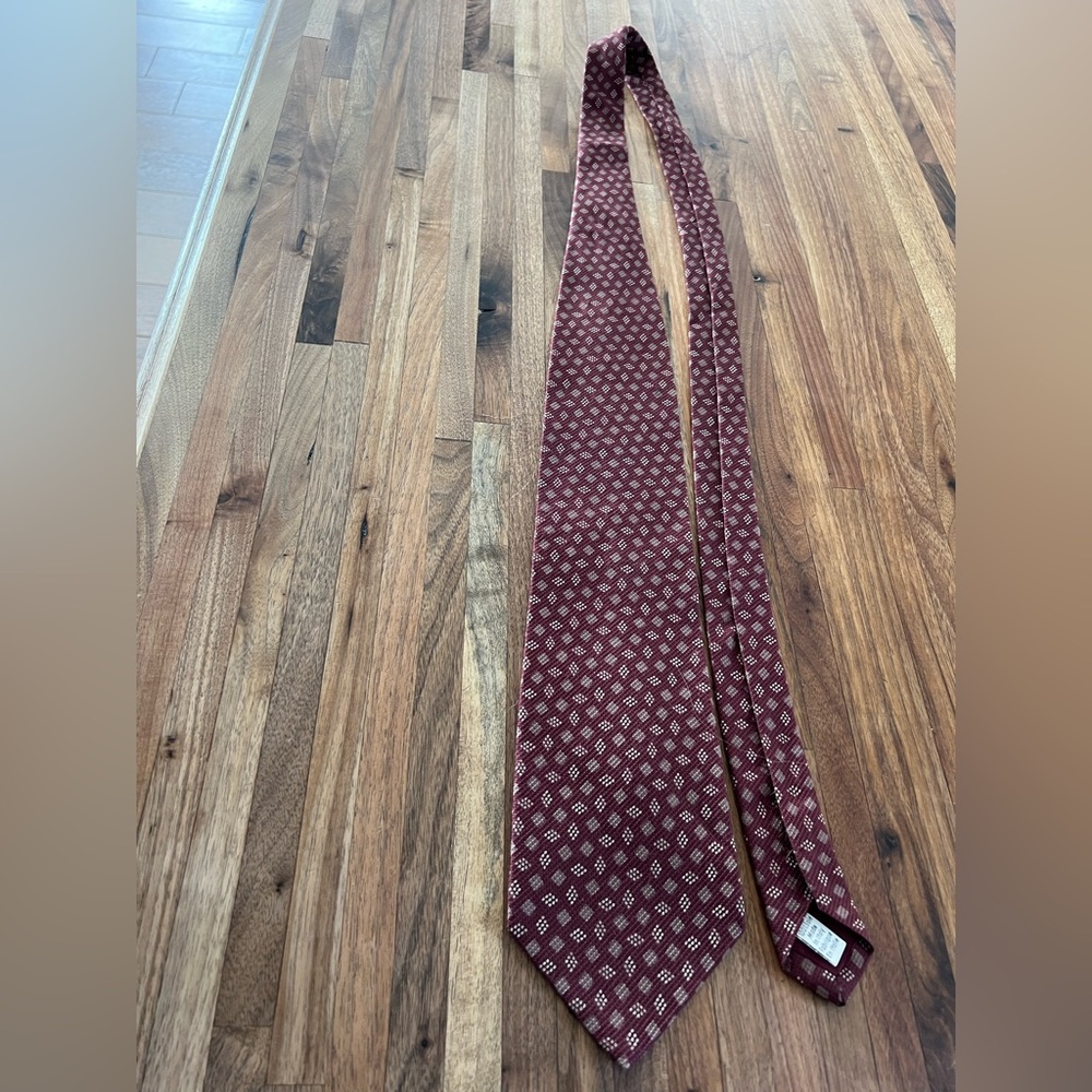 Vintage Calvin Klein 90’s tie 100% silk